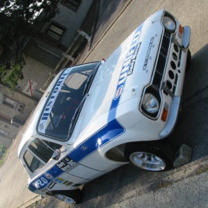 Escort-Clark-Uniflo73-c