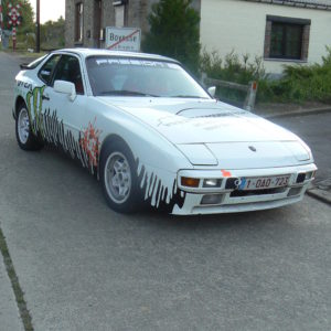 Porsche-944-01a